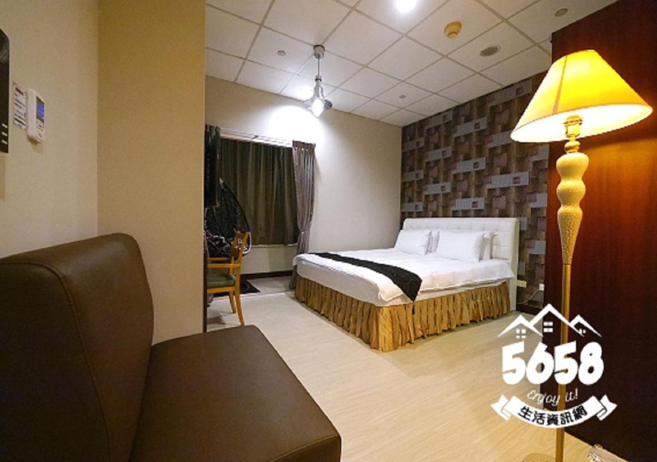 85 Eagle Hotel Kaohsziung Kültér fotó