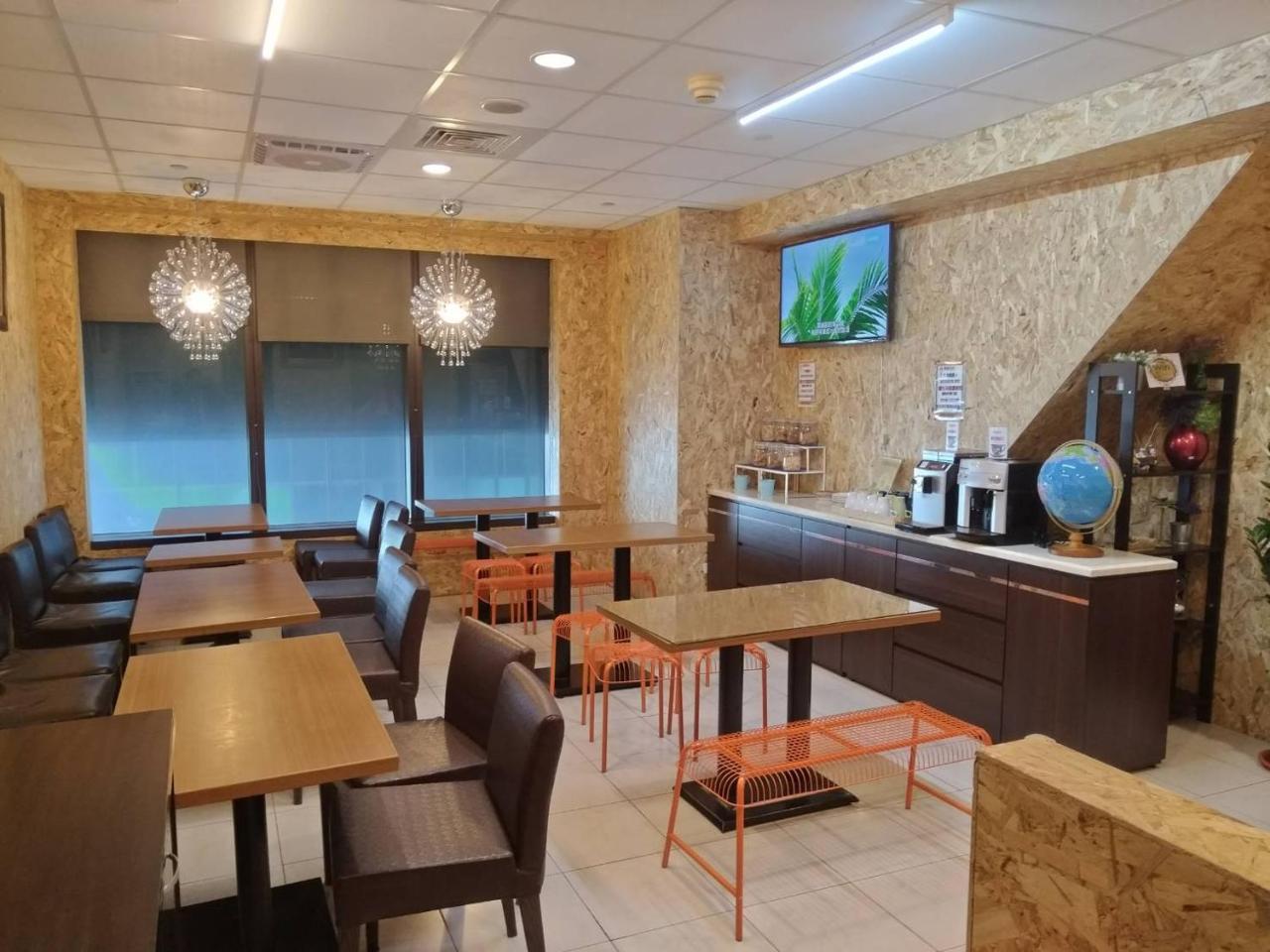 85 Eagle Hotel Kaohsziung Kültér fotó